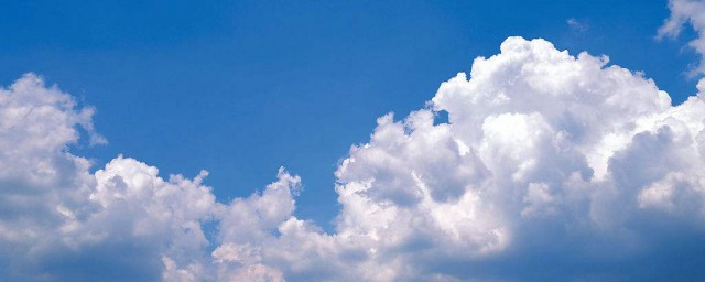 關於藍天白雲的優美句子 形容藍天白雲的唯美句子經典語句