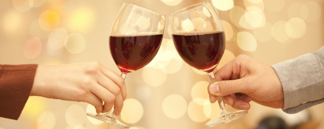 紅酒的開啟方法 常見開瓶器開紅酒的方法