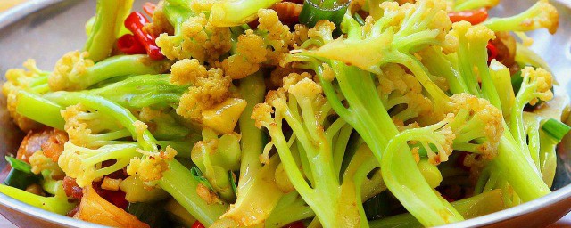 怎樣炒花菜簡單又好吃 簡單又好吃的花菜的做法介紹