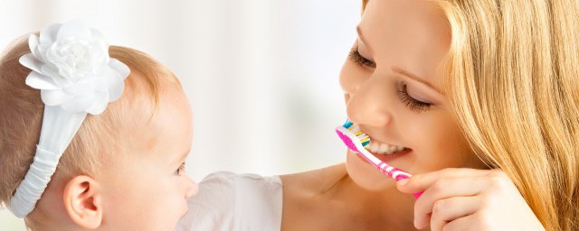 正確的刷牙方法步驟 正確的刷牙方法步驟簡述
