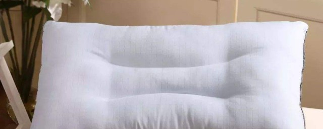 清潔枕頭芯方法 枕頭芯用什麼填充