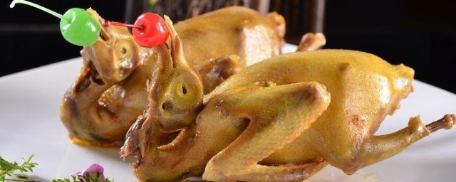 薑蔥焗乳鴿制作方法 誘人的薑蔥焗乳鴿怎麼做好吃又簡單