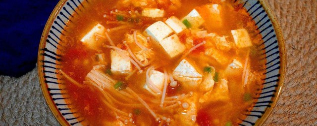 西紅柿豆腐湯怎麼做好吃 西紅柿豆腐湯做法介紹
