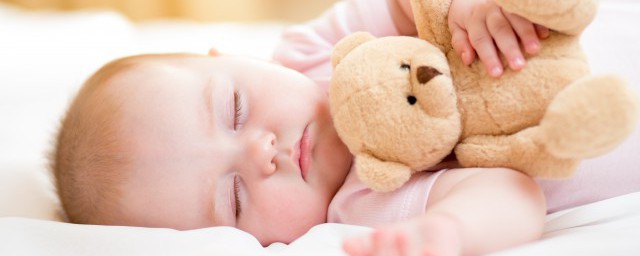 哄寶寶入睡的方法 哄寶寶入睡的方法列述