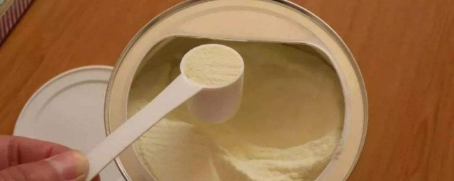 沖的奶粉沒喝完能放多久 可以放冰箱嗎