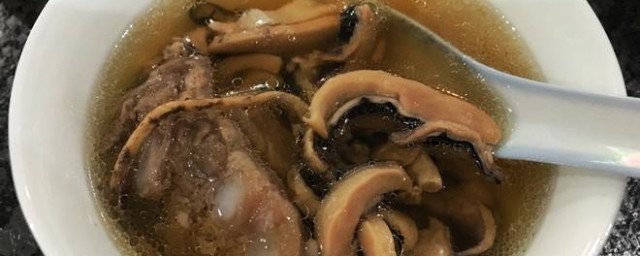 核桃煲湯搭配什麼 核桃墨魚湯的做法