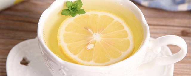 檸檬片泡水方法 檸檬片泡水的正確方法