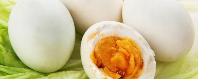 咸雞蛋的制作方法 咸雞蛋的制作方法簡述