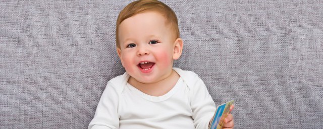 贊美寶寶的笑容的句子 關於孩子笑容的唯美句子