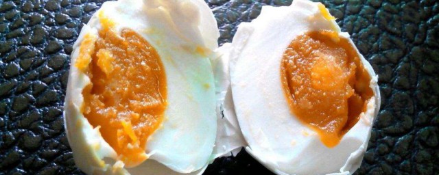 醃制冒油鴨蛋方法 這樣醃制的鴨蛋最好吃
