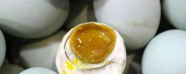 鹵水醃制鴨蛋的方法 怎樣自制鹵味咸鴨蛋
