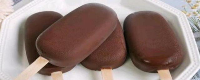 如何做巧克力脆皮冰棍 巧克力脆皮冰糕怎麼做