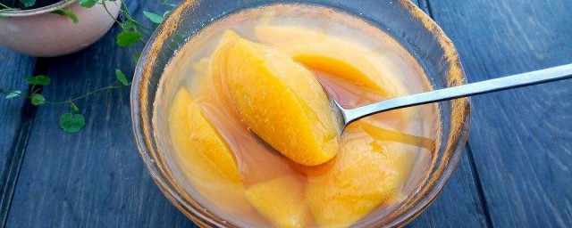 黃油桃罐頭傢庭自制法 這樣做的黃油桃罐頭最正宗