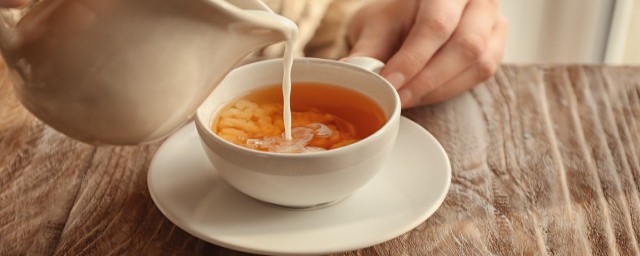 紅茶煮奶怎麼做 紅茶煮奶的方法