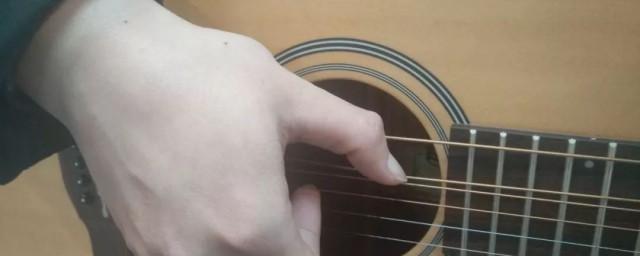 彈吉他手指疼怎麼辦 彈吉他手指疼怎麼處理