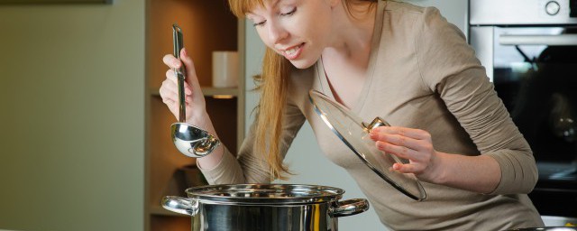 筒子骨湯的步驟 筒子骨做濃湯的方法步驟