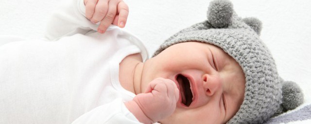 寶寶哭鬧的處理方法 怎麼對待寶寶哭鬧