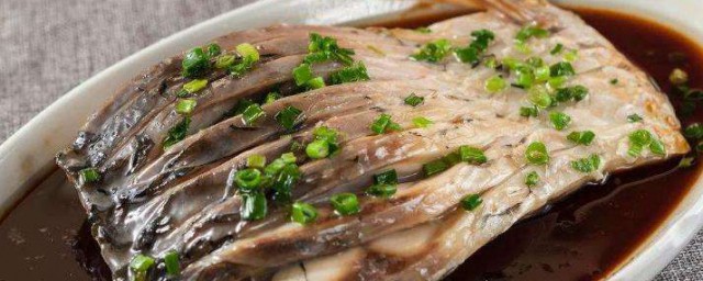 草魚怎樣做精細菜 香燜草魚腩的做法