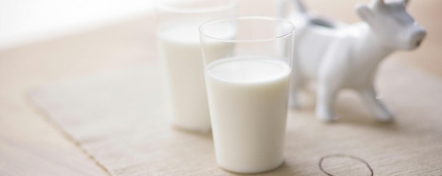 牛奶什麼時間喝最佳 三個最佳時間
