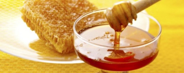 蜂蜜的真假怎麼辨別 蜂蜜鑒別真假方法