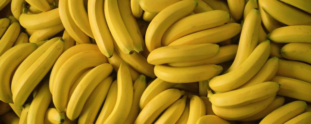 香蕉和柿子間隔多久吃 香蕉和柿子間隔多久能吃