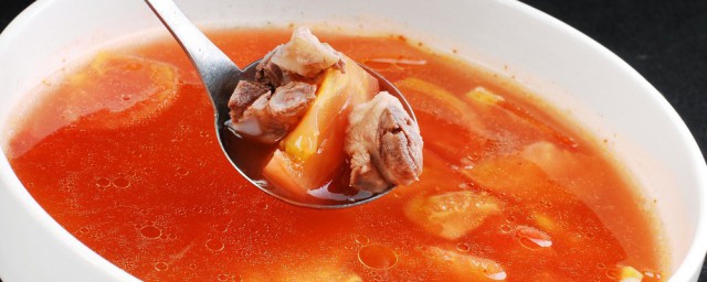 如何做排骨西紅柿湯 傢常排骨西紅柿湯的做法