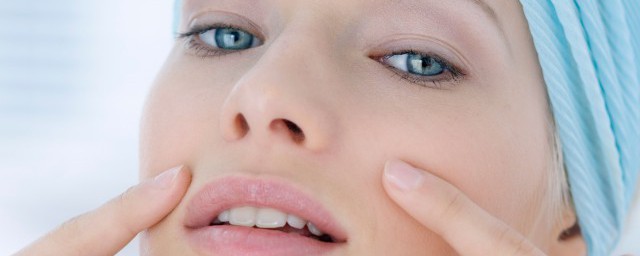用維e擦臉皮膚正確步驟 怎麼做能更好的吸收呢