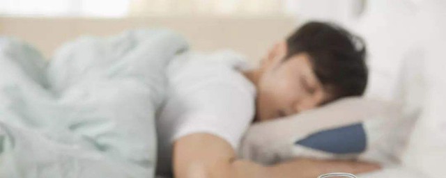 為什麼越睡越困越疲憊 越睡越困越疲憊原因