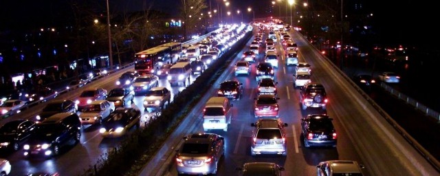 高速為什麼會堵車 高速上堵車的原因介紹