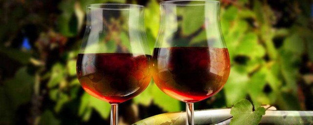 打開的紅葡萄酒塞上軟木塞後放進冰箱能保存多久 你知道這個常識嗎
