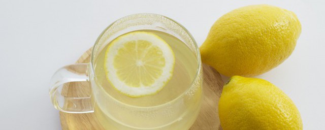 幹檸檬片泡水的正確泡法 要加蜂蜜嗎