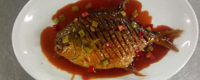 糖醋紅鯧魚做法竅門 糖醋紅鯧魚最簡單的做法