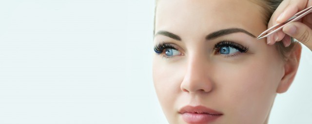 怎樣使用眉粉正確畫眉 使用眉粉怎樣畫眉毛的技巧