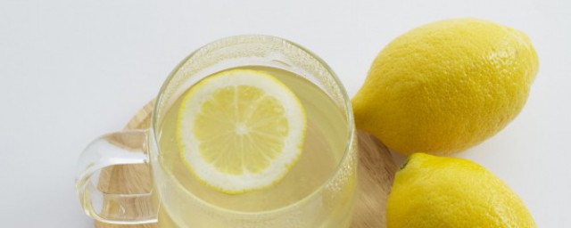 怎樣做檸檬水不加蜂蜜 檸檬水的做法