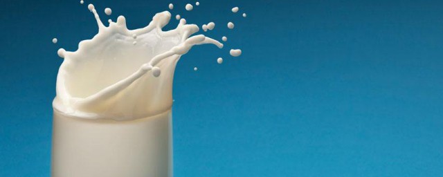 微波爐熱牛奶的正確方法 微波爐熱牛奶的正確方法簡述