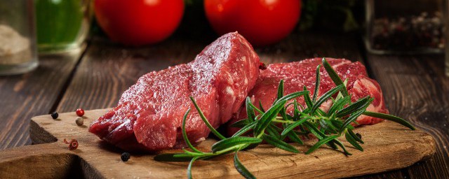 烤牛肉怎麼處理嫩 烤牛肉怎麼做讓牛肉更嫩