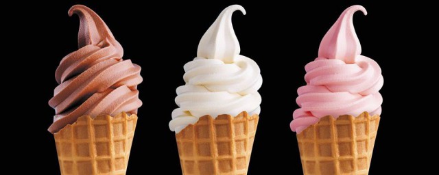 蛋卷冰淇淋如何做 純手工蛋卷冰淇淋的做法
