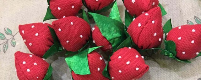 怎麼做草莓香包 做草莓香包的方法