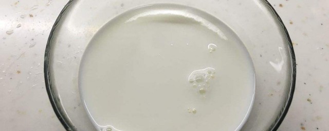 微波爐熱牛奶會破壞營養價值嗎 牛奶在微波爐的加熱會破壞其營養成分嗎