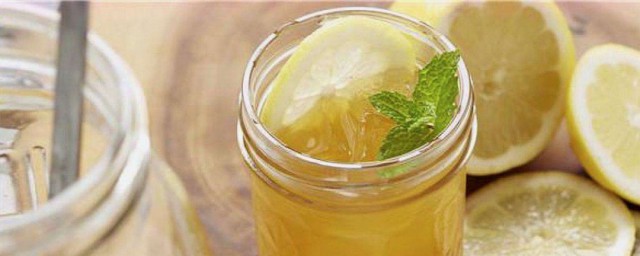檸檬蜂蜜水怎麼做 有什麼功效呢