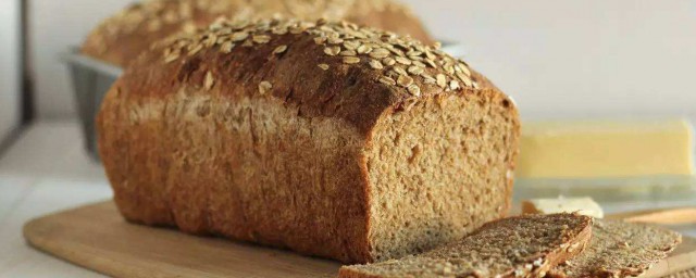 全麥面包為什麼能減肥 全麥面包裡邊都有什麼營養物質