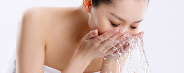 長期用爽膚水的好處 長期用爽膚水的好處簡述