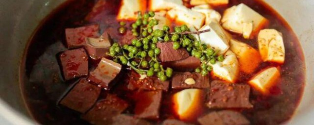 鴨血豆腐怎麼做好吃 鴨血豆腐的做法