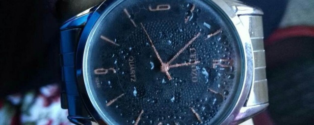 手表進水瞭怎麼處理 手表進水瞭處理方法介紹