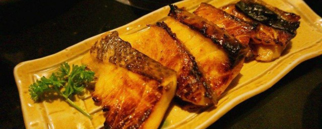 烤銀鱈魚如何做 烤銀鱈魚方法介紹