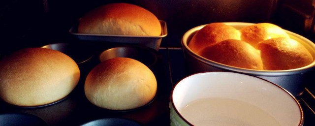 簡單又好做的小烤箱面包 簡單又好做的烤箱面包做法與步驟