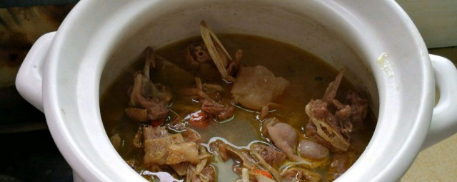 樹菇老鴨湯怎麼做 樹菇老鴨湯的做法