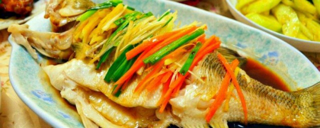 清蒸鱸魚竅門 清蒸鱸魚怎麼做好吃