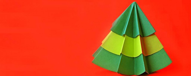 紙聖誕樹制作方法 怎樣用紙制作聖誕樹