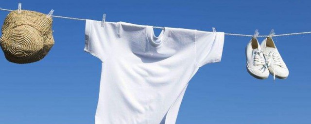 衣服發黴瞭怎麼洗幹凈 衣服發黴瞭的清洗方法